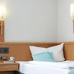 Hotel Monika 4*