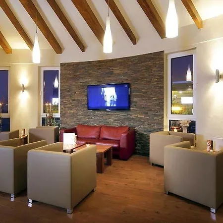 莫妮卡酒店 酒店