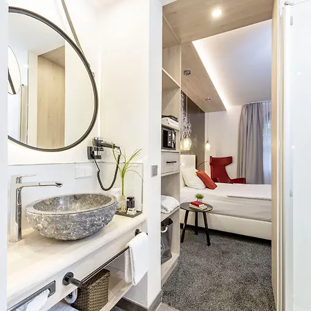 莫妮卡酒店 酒店