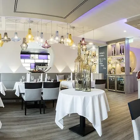 莫妮卡酒店 4* Büttelborn